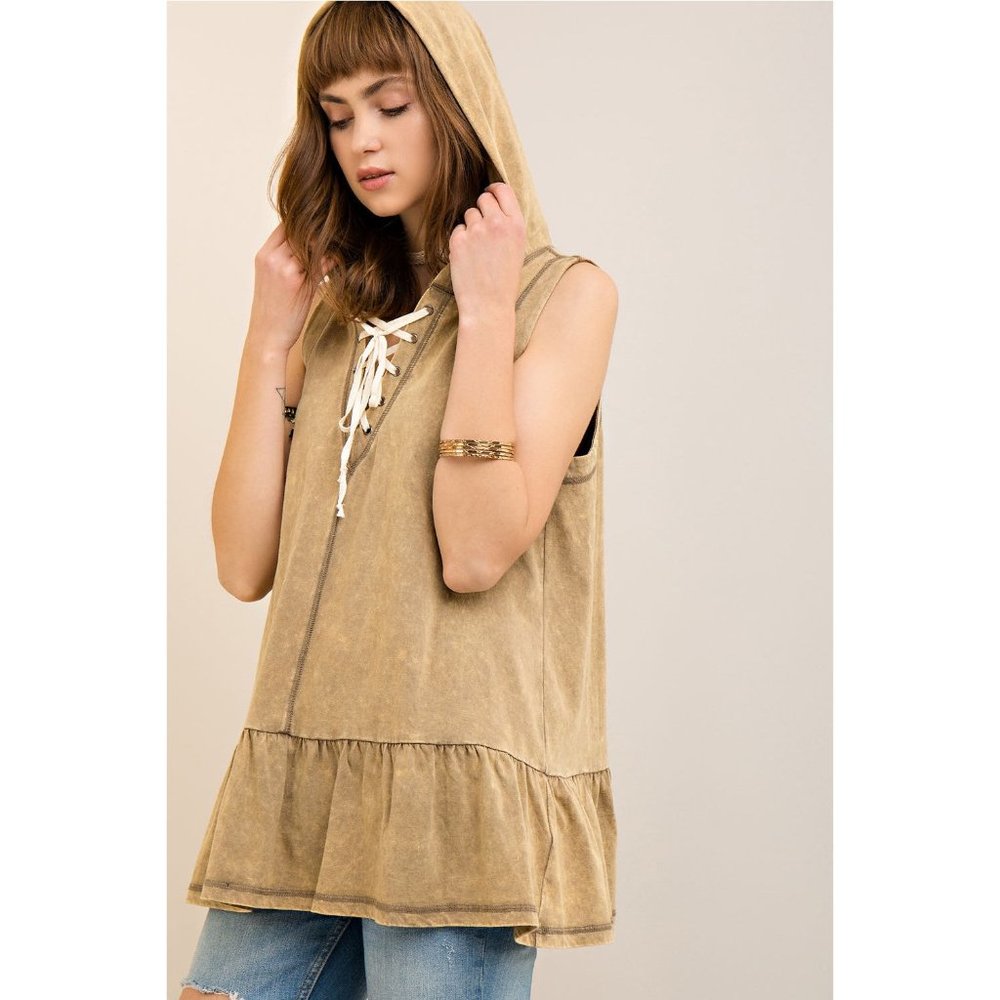 Entro Washed Hooded Top, Olive
